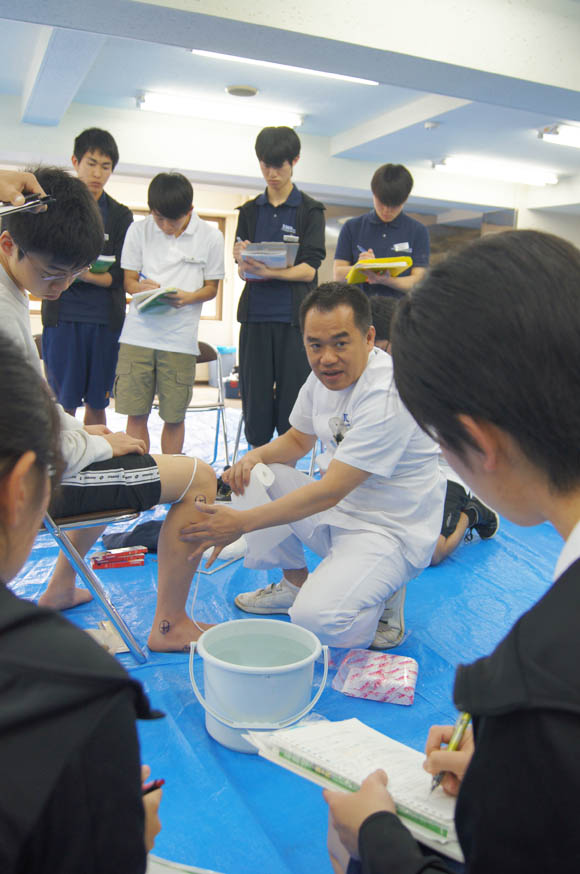 義肢装具士　採型　日本聴能言語福祉学院