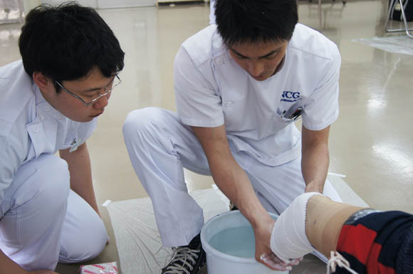 義肢装具士　採型　下腿義足　日本聴能言語福祉学院